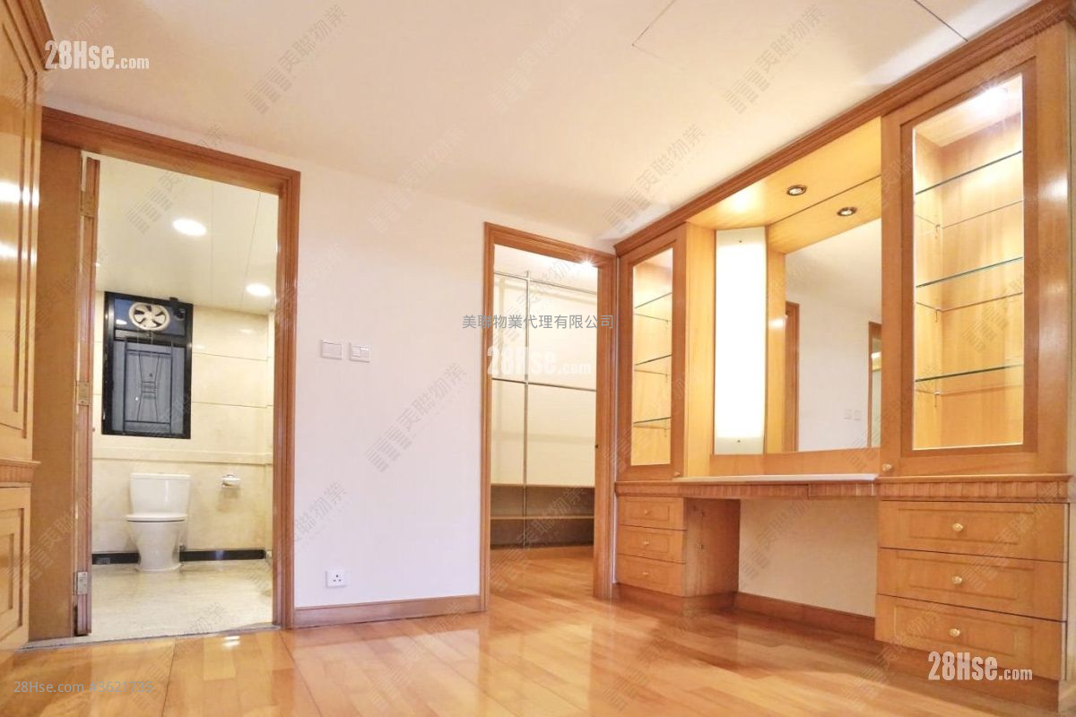 Dynasty Heights Sell 4 Bedrooms , 3 Bathrooms 2,032 ft² Dynasty Heights Sell 4 Bedrooms , 3 Bathrooms 2,032 ft²