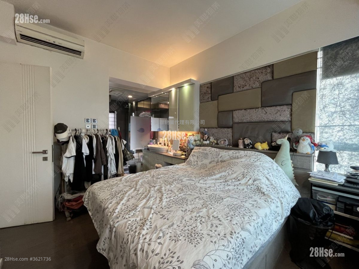 Parc Palais Sell 3 Bedrooms , 2 Bathrooms 992 ft² Parc Palais Sell 3 Bedrooms , 2 Bathrooms 992 ft²