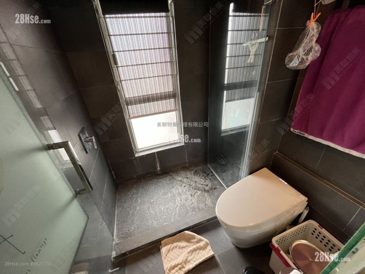 Parc Palais Sell 3 Bedrooms , 2 Bathrooms 992 ft² Parc Palais Sell 3 Bedrooms , 2 Bathrooms 992 ft²