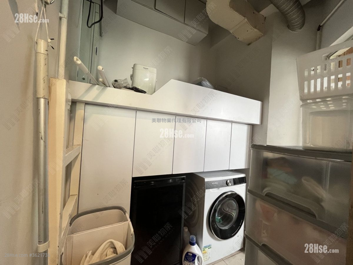 Parc Palais Sell 3 Bedrooms , 2 Bathrooms 992 ft² Parc Palais Sell 3 Bedrooms , 2 Bathrooms 992 ft²