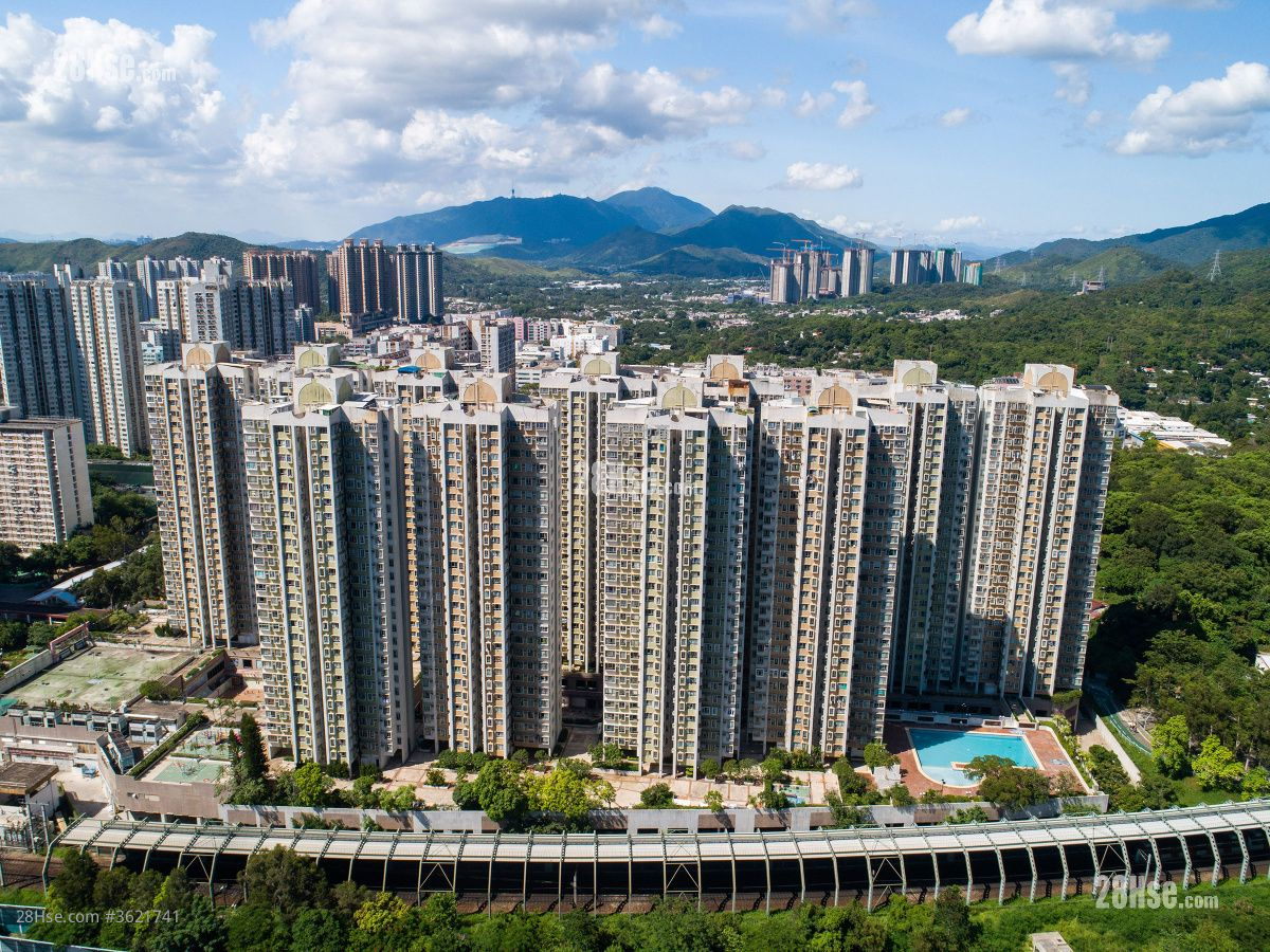 Fanling Centre Sell 2 Bedrooms , 1 Bathroom 366 ft² Fanling Centre Sell 2 Bedrooms , 1 Bathroom 366 ft²