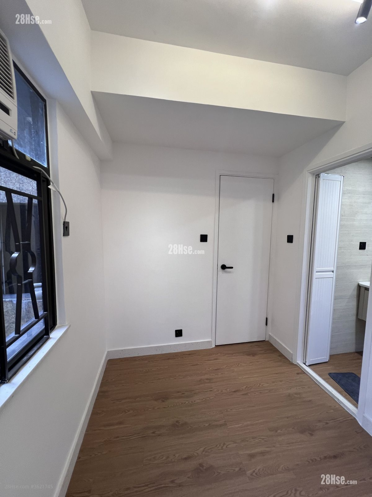 恆隆銀行西區分行大廈 租盤 1 房 , 1 浴室 恆隆銀行西區分行大廈 租盤 1 房 , 1 浴室