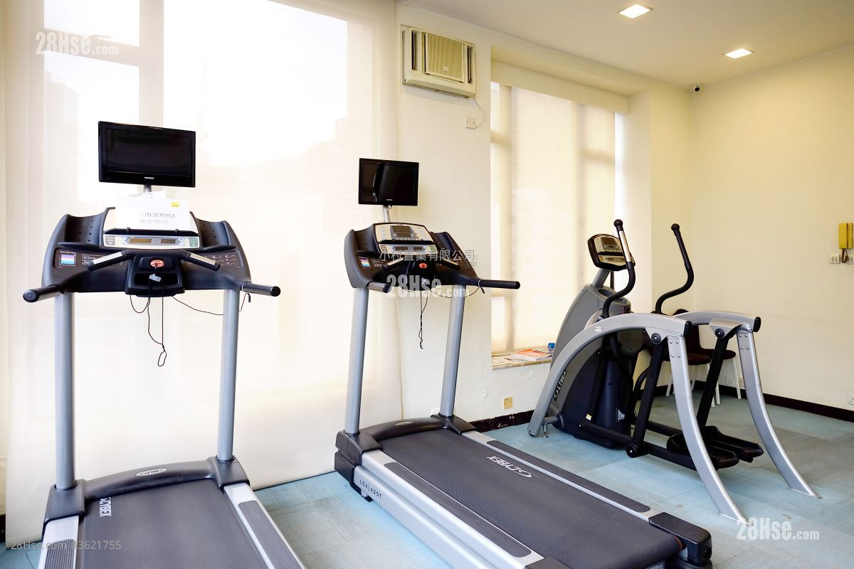 Clubhouse: Treasure View Soho Rental 2 Bedrooms , 1 Bathroom 420 ft² Clubhouse: Treasure View Soho Rental 2 Bedrooms , 1 Bathroom 420 ft²