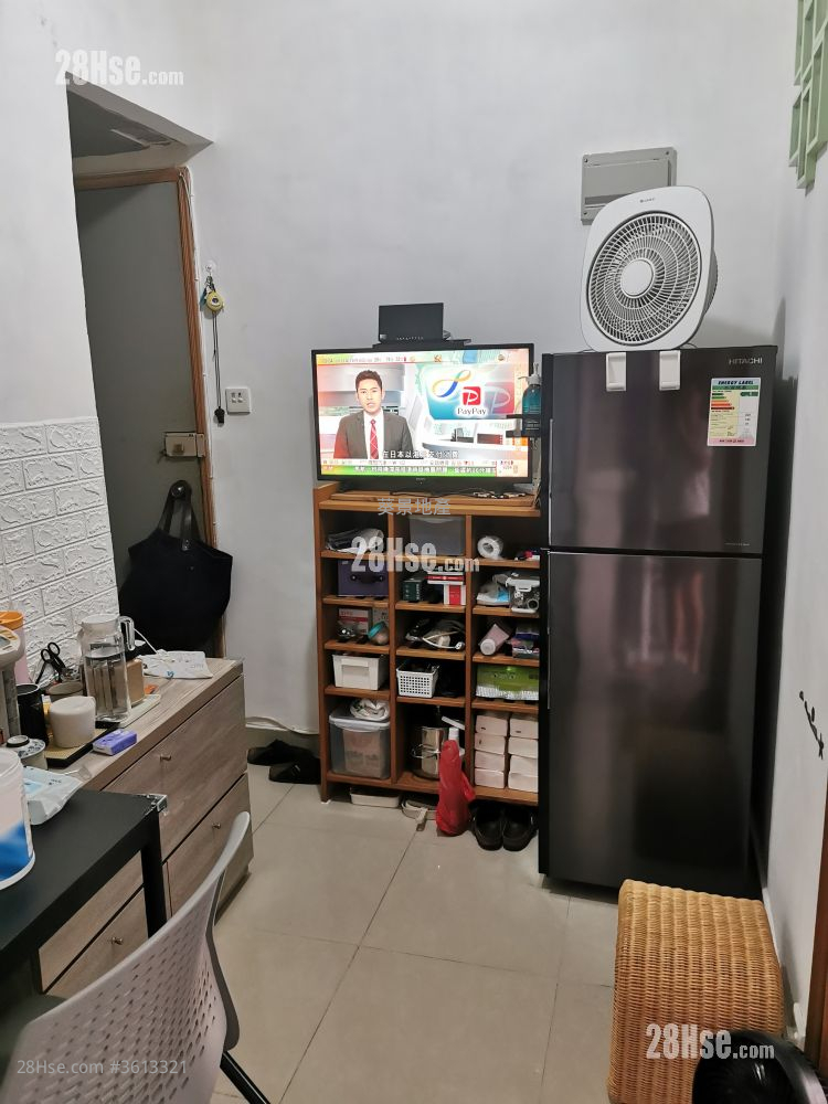 Tak Cheong Building Rental 1 Bedroom , 1 Bathroom 170 ft²