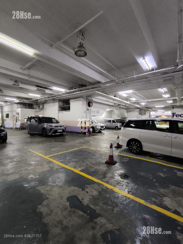 時穎中心 租盤 開放式間隔 1,143 平方呎 時穎中心 租盤 開放式間隔 1,143 平方呎