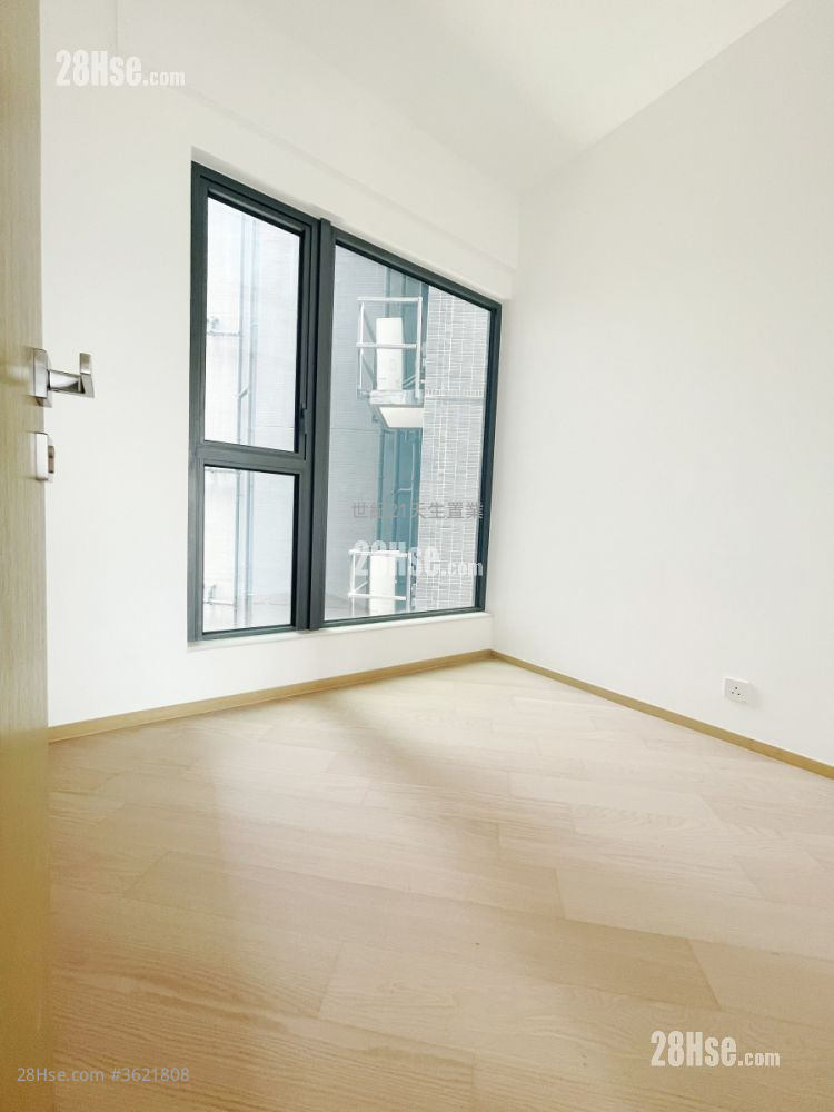 Mori Sell 2 Bedrooms , 1 Bathroom 587 ft² Mori Sell 2 Bedrooms , 1 Bathroom 587 ft²