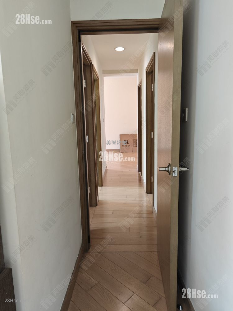 Yoho Midtown 租盤 4 房 , 2 浴室 1,029 平方呎 Yoho Midtown 租盤 4 房 , 2 浴室 1,029 平方呎