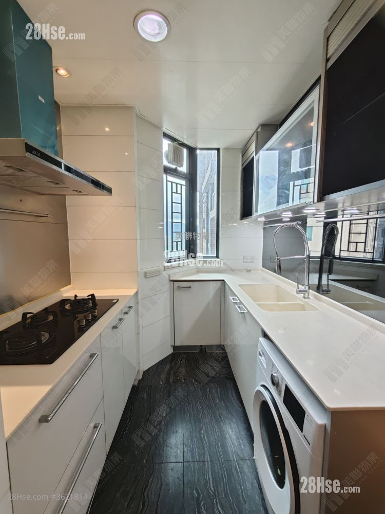 Yoho Midtown 租盤 4 房 , 2 浴室 1,029 平方呎 Yoho Midtown 租盤 4 房 , 2 浴室 1,029 平方呎