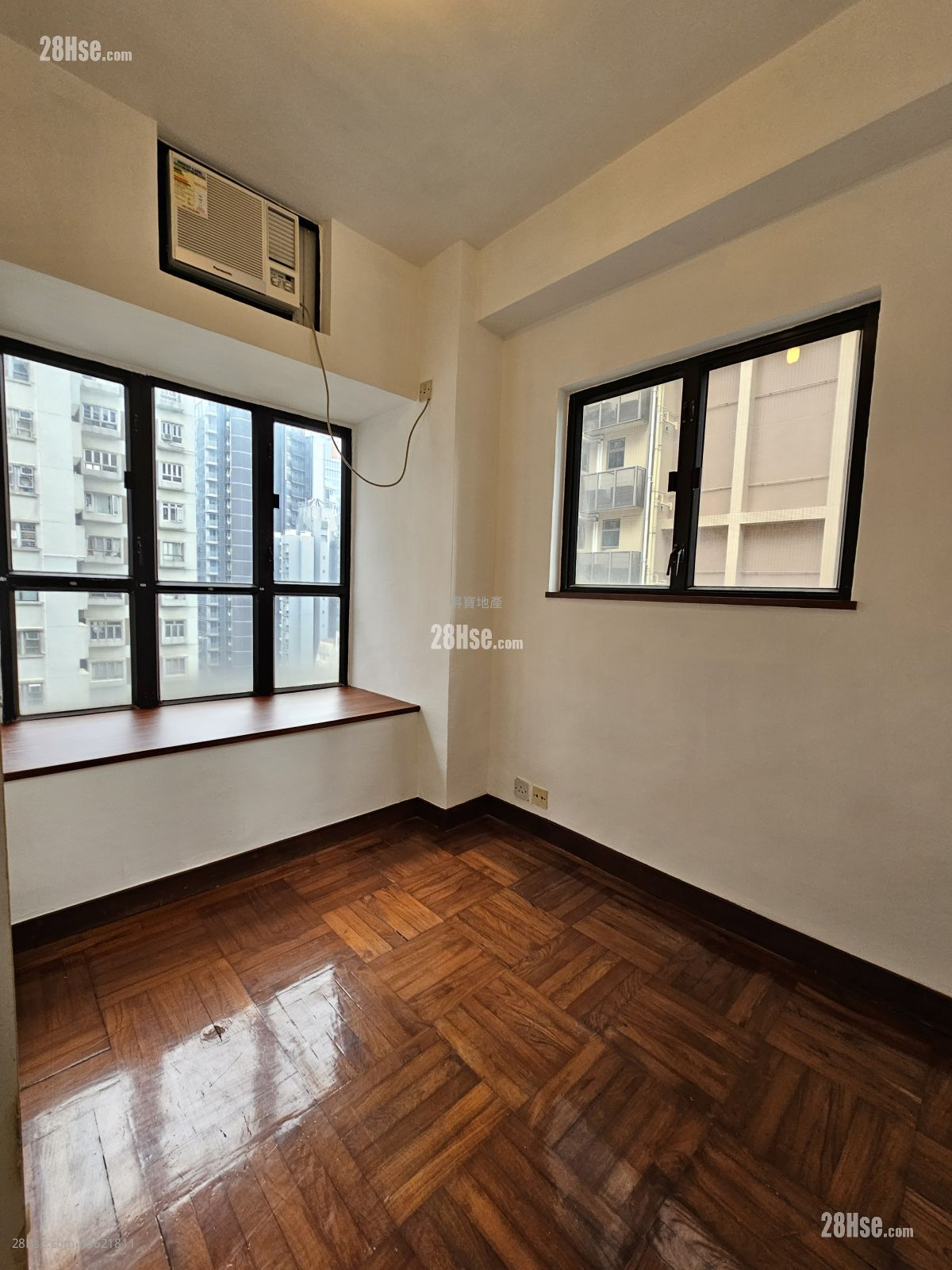 單幢樓房 售盤 2 房 , 1 浴室 346 平方呎 單幢樓房 售盤 2 房 , 1 浴室 346 平方呎