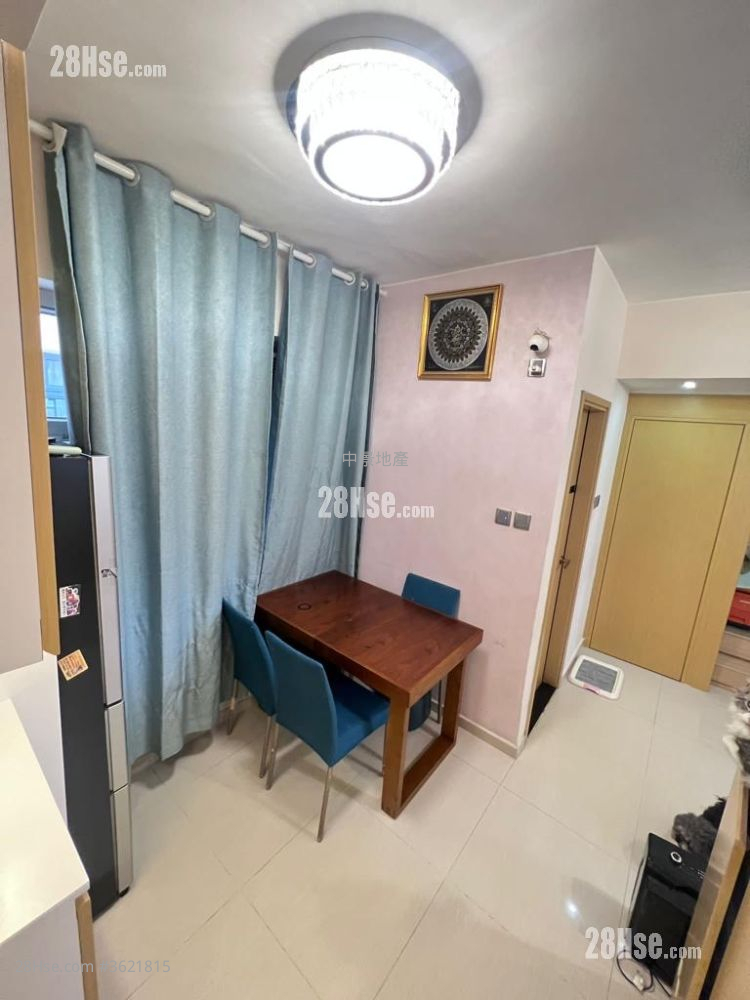 Fok On Building Sell 2 Bedrooms , 1 Bathroom 378 ft² Fok On Building Sell 2 Bedrooms , 1 Bathroom 378 ft²