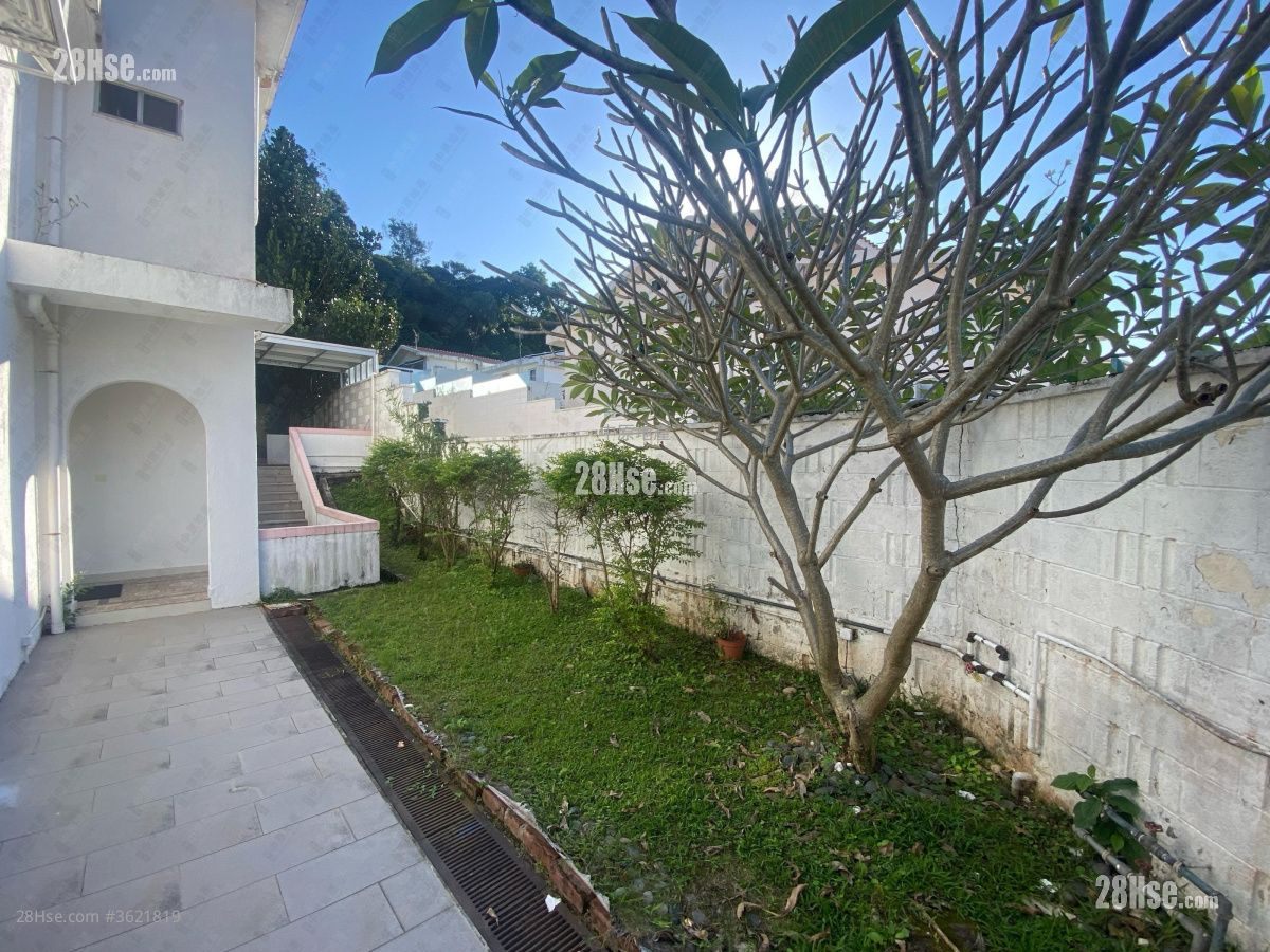 Hong Lok Yuen Rental 4 Bedrooms , 3 Bathrooms 2,121 ft² Hong Lok Yuen Rental 4 Bedrooms , 3 Bathrooms 2,121 ft²