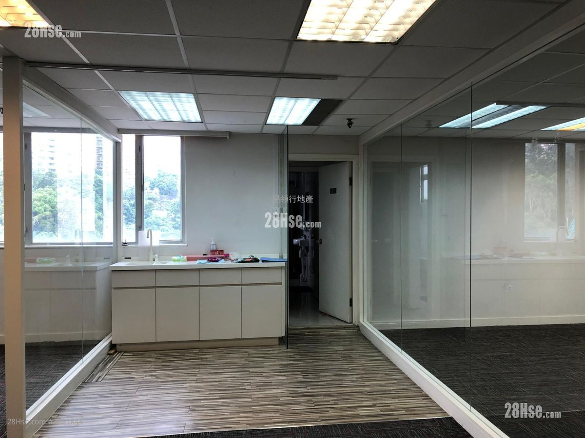 富騰工業中心 租盤 4 房 , 1 廁所