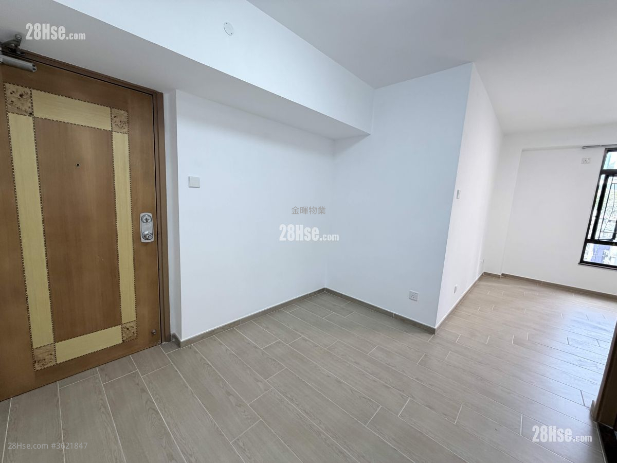 Western Garden Sell 2 Bedrooms , 1 Bathroom 529 ft² Western Garden Sell 2 Bedrooms , 1 Bathroom 529 ft²