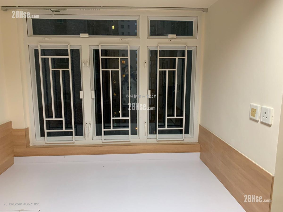 Wang Fai Mansion Rental 2 Bedrooms , 1 Bathroom 292 ft² Wang Fai Mansion Rental 2 Bedrooms , 1 Bathroom 292 ft²