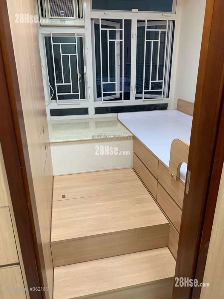 Wang Fai Mansion Rental 2 Bedrooms , 1 Bathroom 292 ft² Wang Fai Mansion Rental 2 Bedrooms , 1 Bathroom 292 ft²