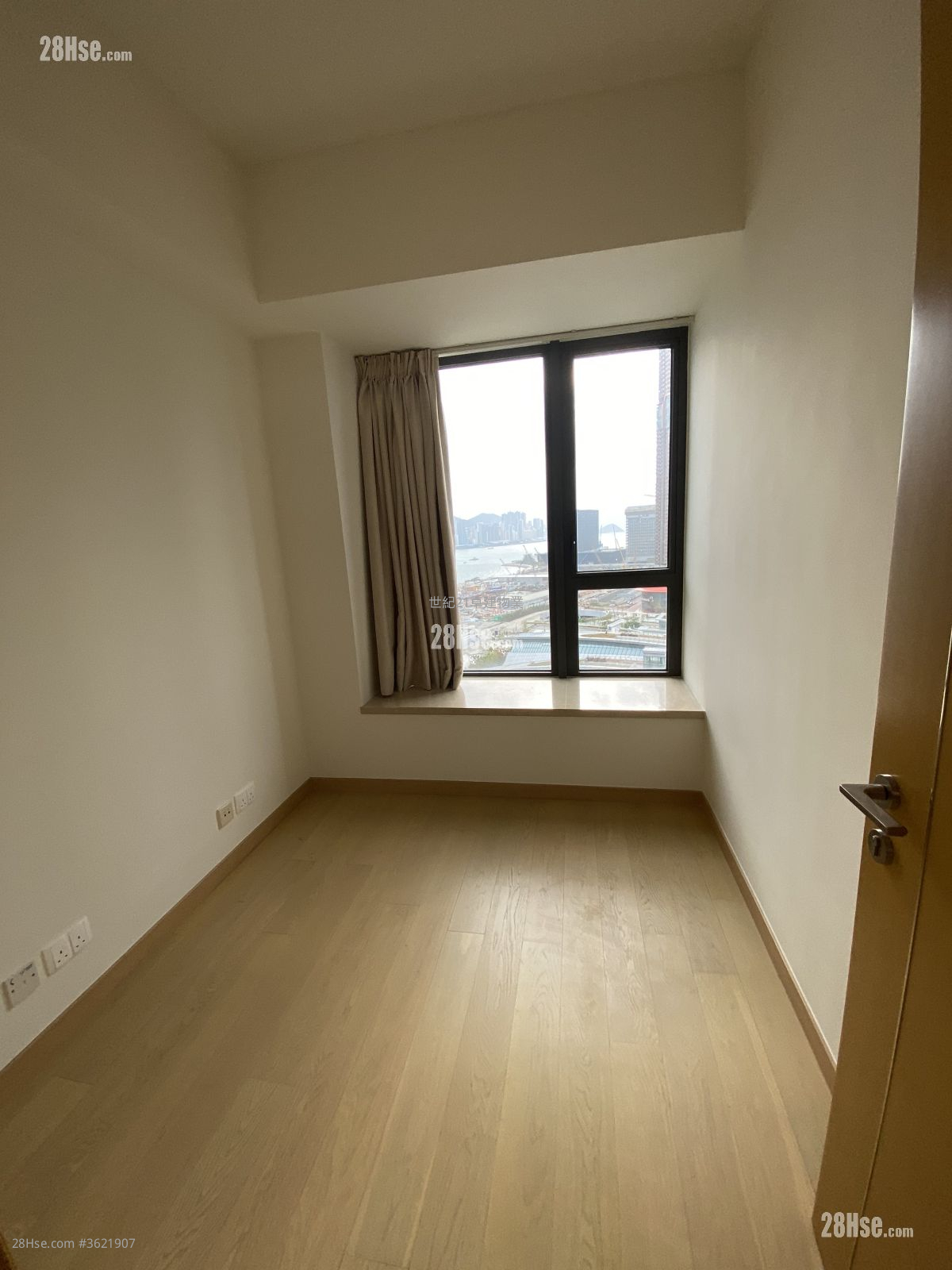 Grand Austin Rental 3 Bedrooms , 2 Bathrooms 931 ft² Grand Austin Rental 3 Bedrooms , 2 Bathrooms 931 ft²