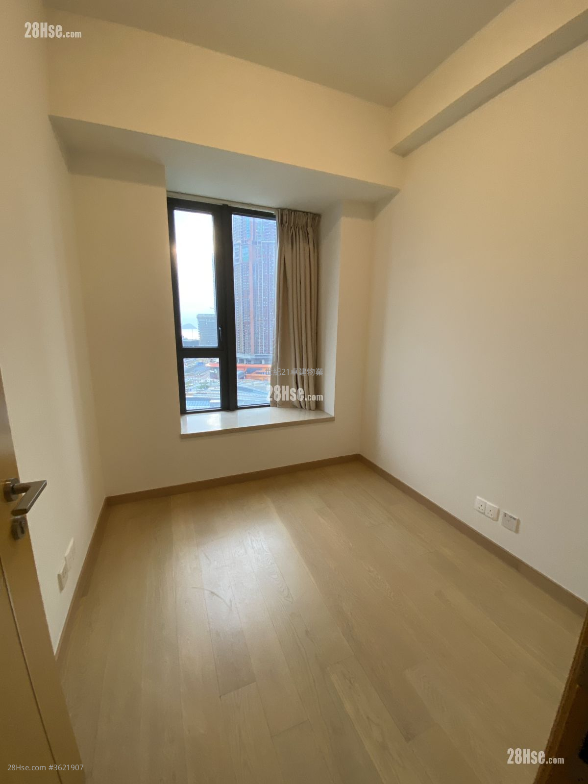 Grand Austin Rental 3 Bedrooms , 2 Bathrooms 931 ft² Grand Austin Rental 3 Bedrooms , 2 Bathrooms 931 ft²