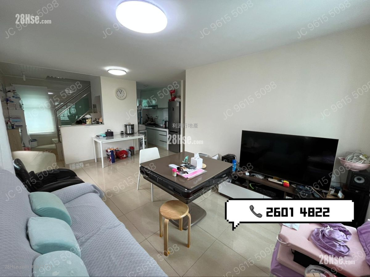 Village Rental 3 Bedrooms , 1 Bathroom 700 ft² Village Rental 3 Bedrooms , 1 Bathroom 700 ft²