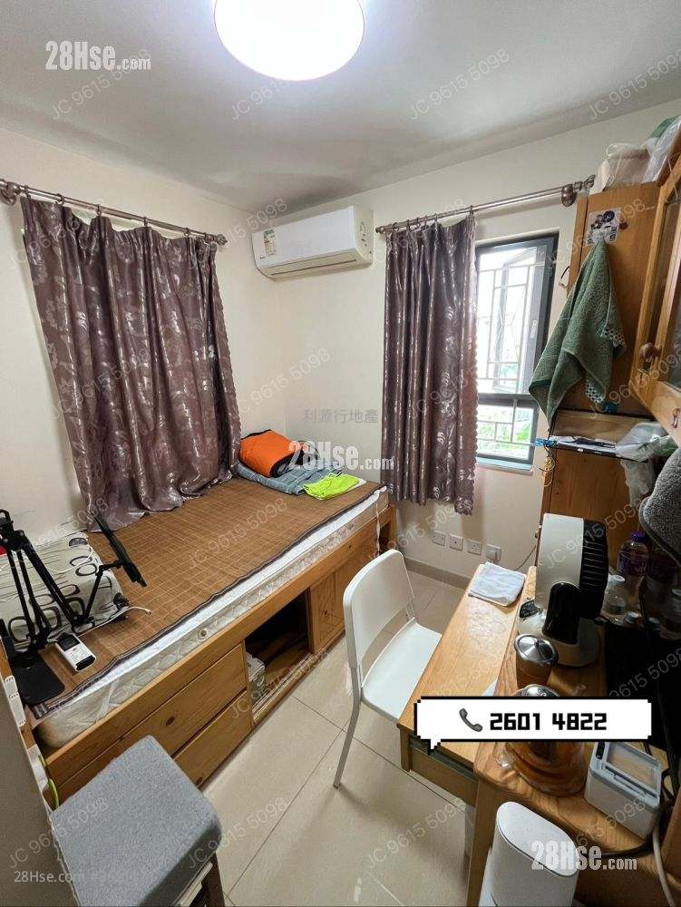 Village Rental 3 Bedrooms , 1 Bathroom 700 ft² Village Rental 3 Bedrooms , 1 Bathroom 700 ft²