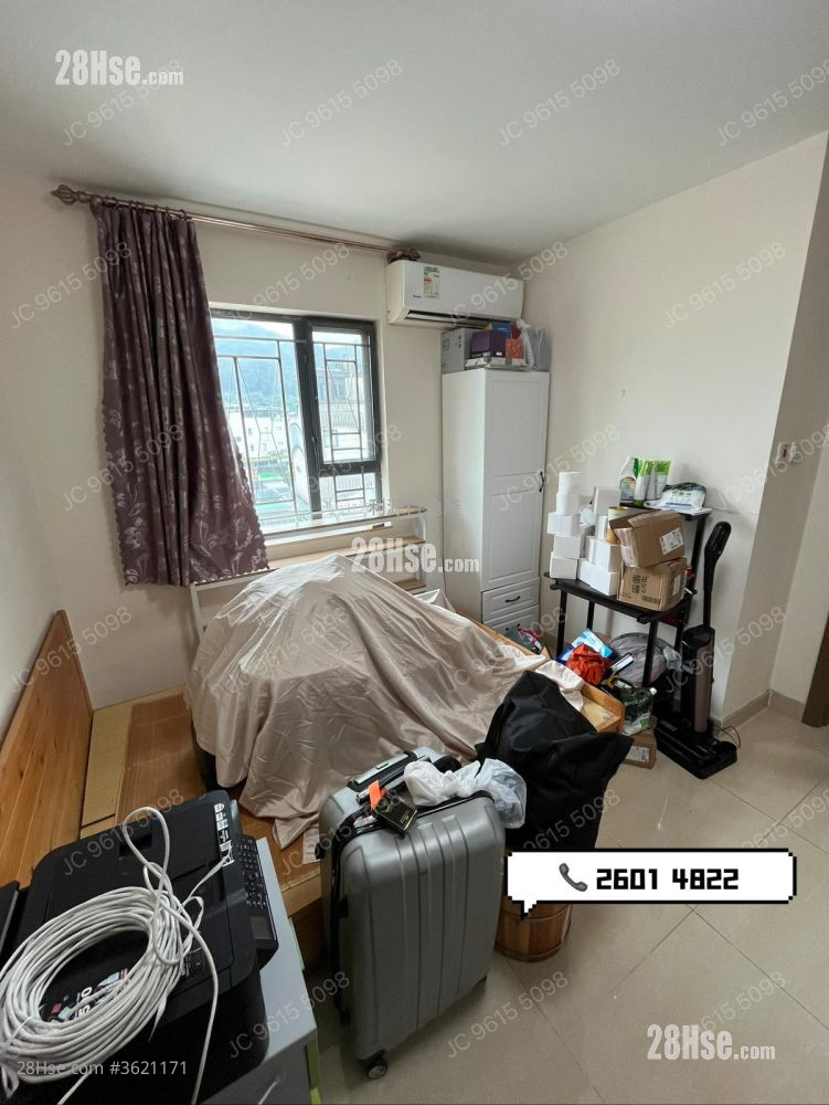 Village Rental 3 Bedrooms , 1 Bathroom 700 ft² Village Rental 3 Bedrooms , 1 Bathroom 700 ft²