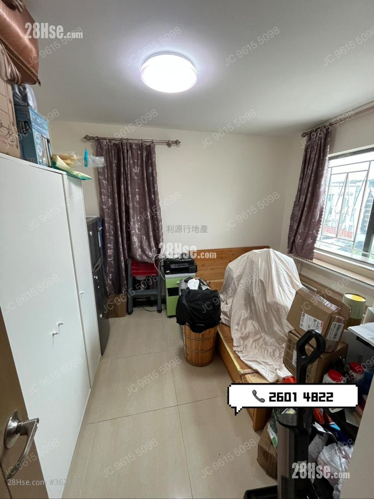 Village Rental 3 Bedrooms , 1 Bathroom 700 ft² Village Rental 3 Bedrooms , 1 Bathroom 700 ft²