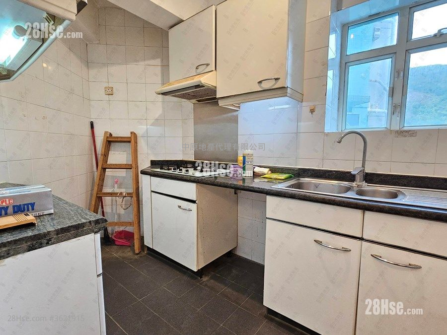 Kornville Sell 2 Bedrooms , 1 Bathroom 439 ft² Kornville Sell 2 Bedrooms , 1 Bathroom 439 ft²