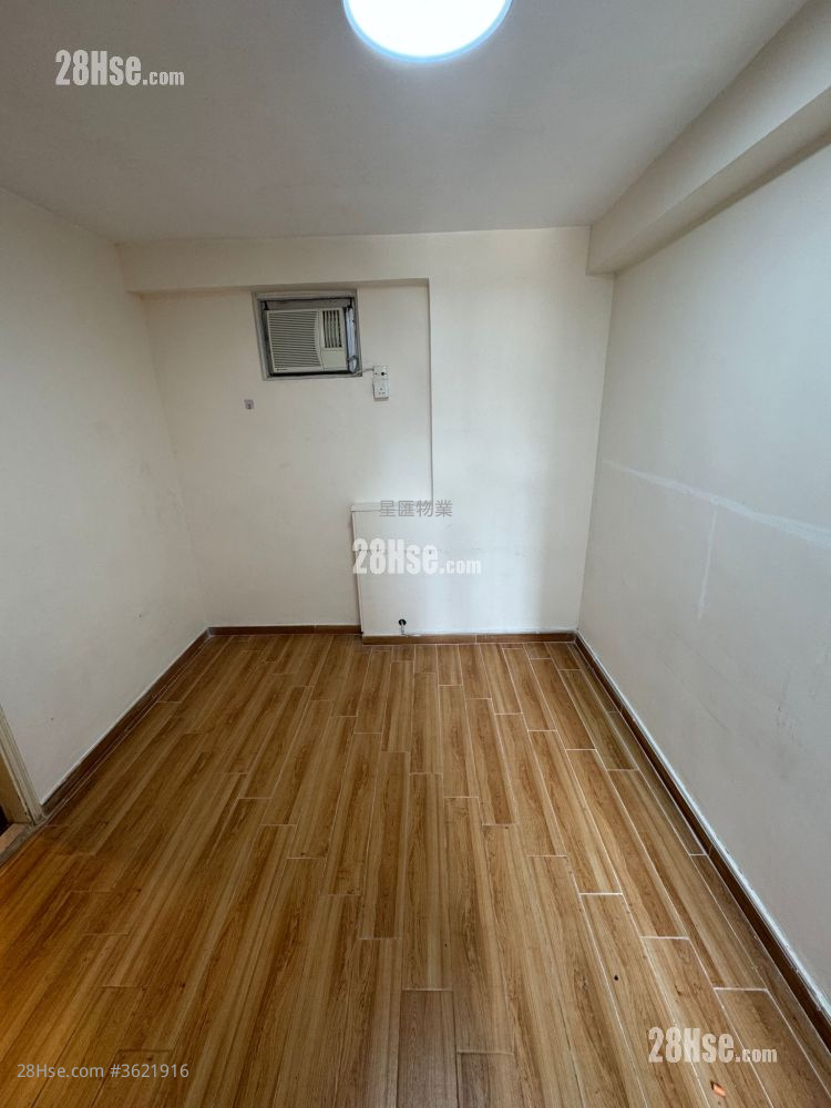 Whampoa Garden Sell 3 Bedrooms , 2 Bathrooms 680 ft² Whampoa Garden Sell 3 Bedrooms , 2 Bathrooms 680 ft²