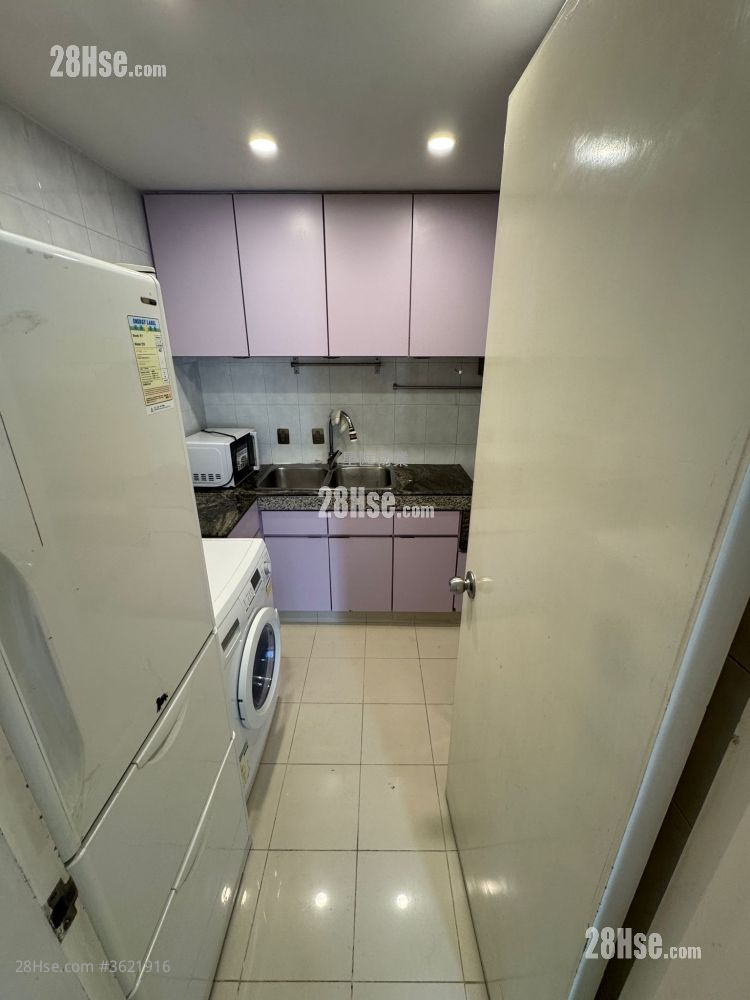 Whampoa Garden Sell 3 Bedrooms , 2 Bathrooms 680 ft² Whampoa Garden Sell 3 Bedrooms , 2 Bathrooms 680 ft²