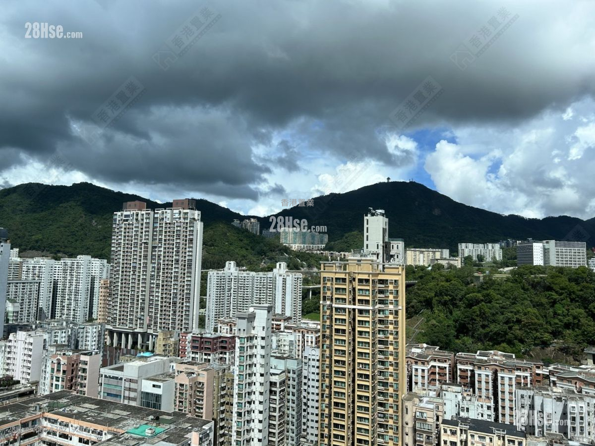 High One Grand Sell 3 Bedrooms , 1 Bathroom 515 ft² High One Grand Sell 3 Bedrooms , 1 Bathroom 515 ft²