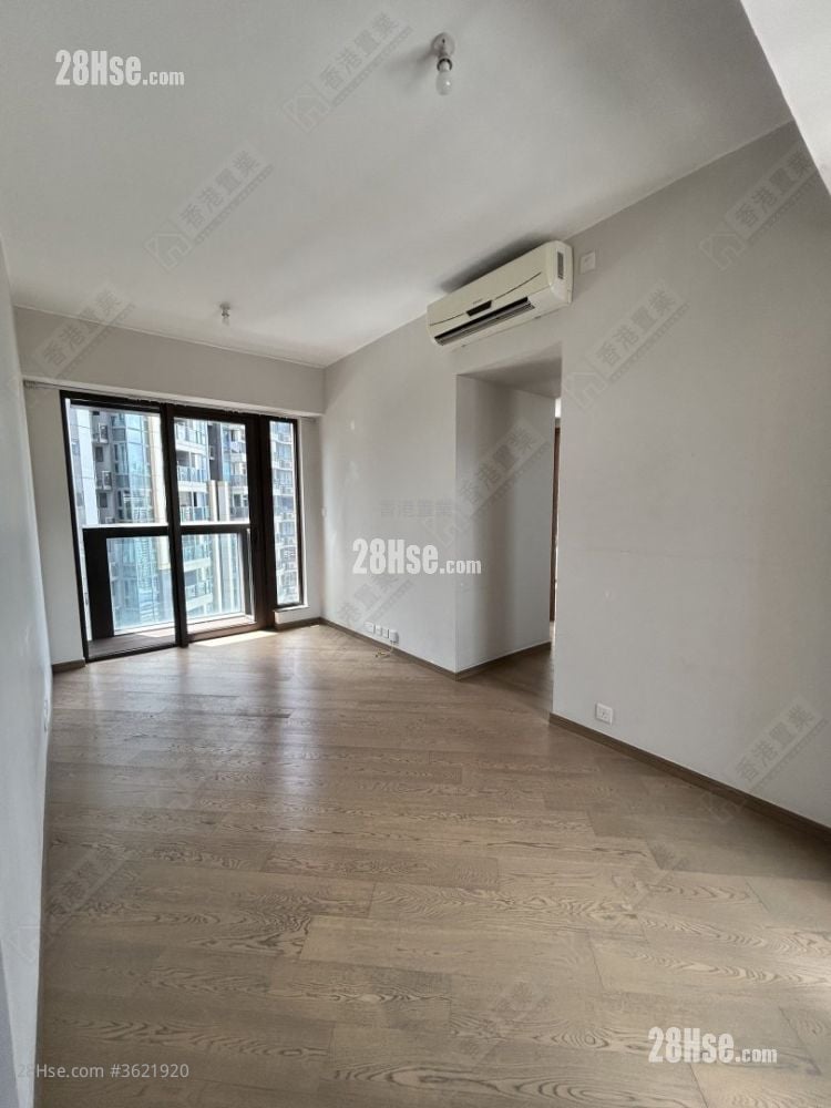 High One Grand Sell 3 Bedrooms , 1 Bathroom 515 ft² High One Grand Sell 3 Bedrooms , 1 Bathroom 515 ft²