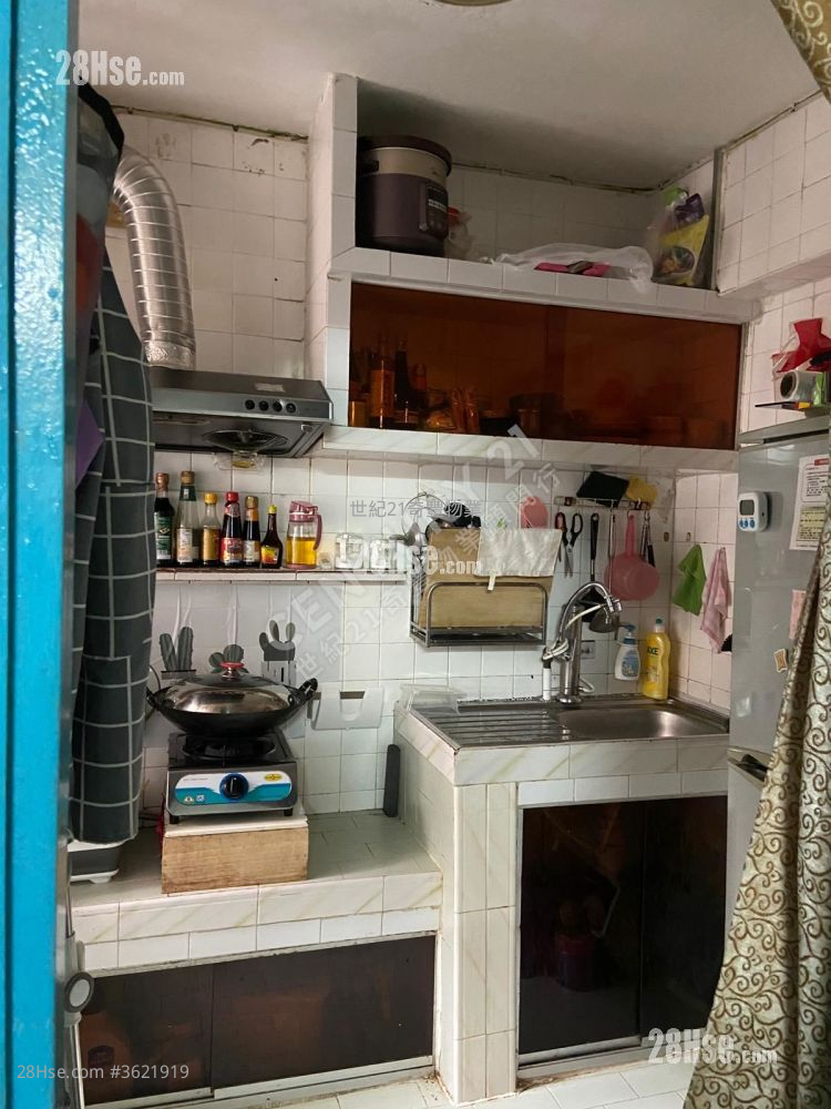 華明邨 售盤 2 房 385 平方呎 華明邨 售盤 2 房 385 平方呎