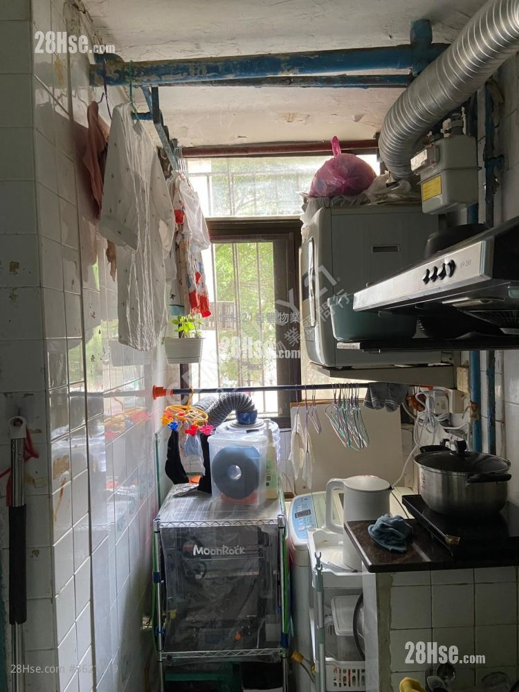 華明邨 售盤 2 房 385 平方呎 華明邨 售盤 2 房 385 平方呎