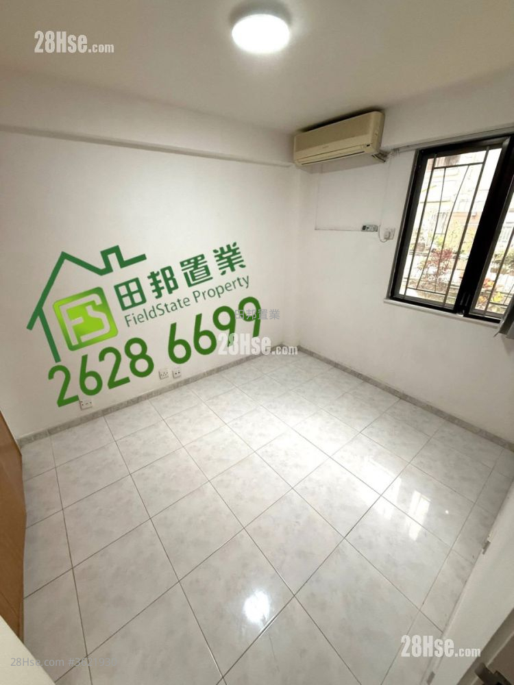 Village Rental 2 Bedrooms , 1 Bathroom Village Rental 2 Bedrooms , 1 Bathroom