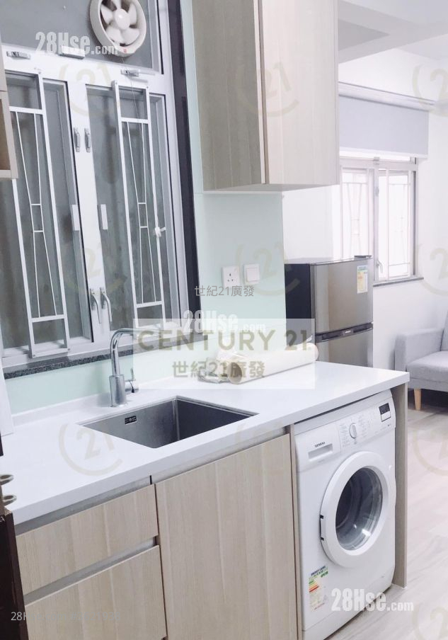 單幢樓房 租盤 開放式間隔 , 1 浴室 194 平方呎 單幢樓房 租盤 開放式間隔 , 1 浴室 194 平方呎