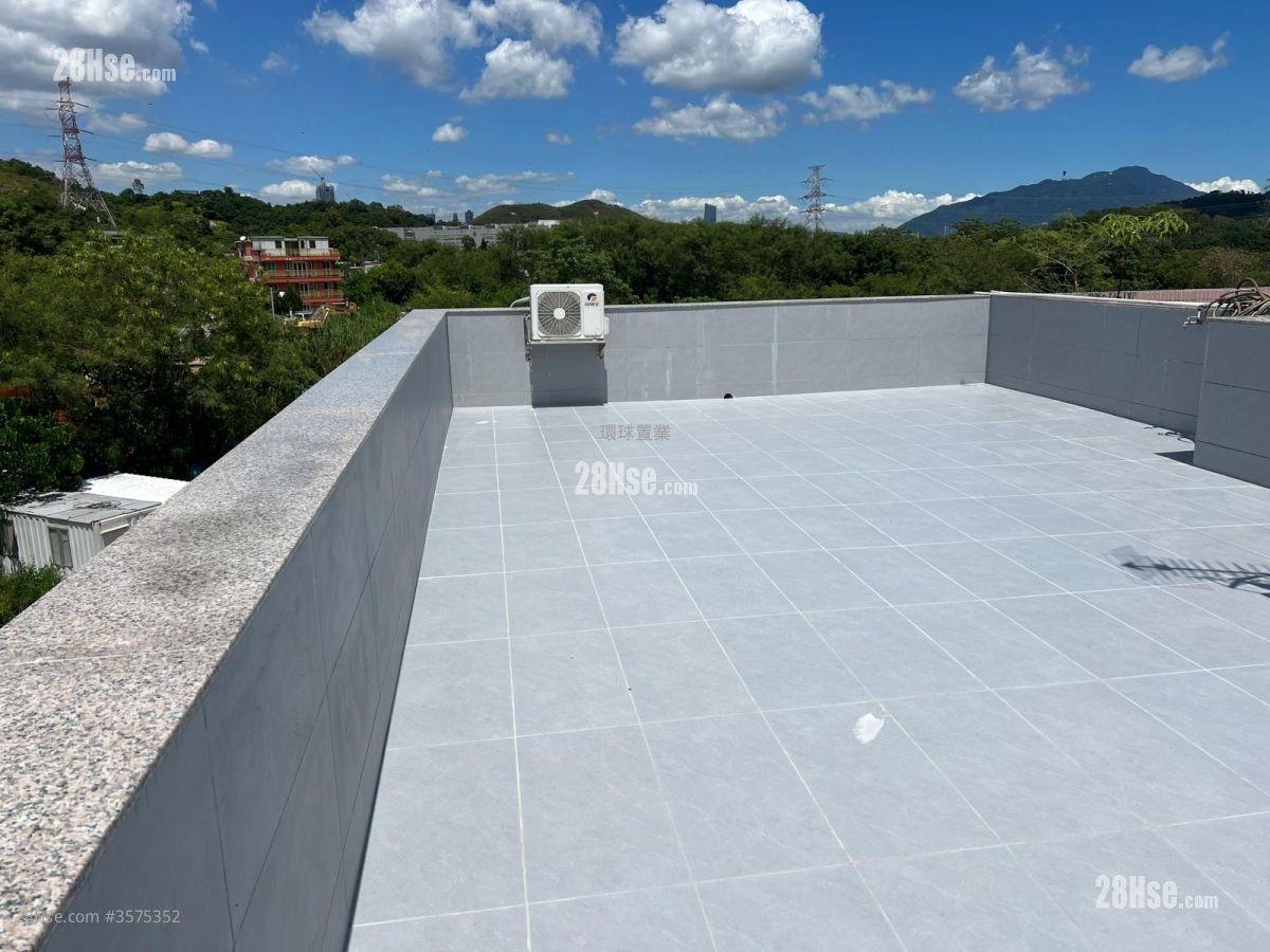 Village Rental 3 Bedrooms , 1 Bathroom 630 ft² Village Rental 3 Bedrooms , 1 Bathroom 630 ft²