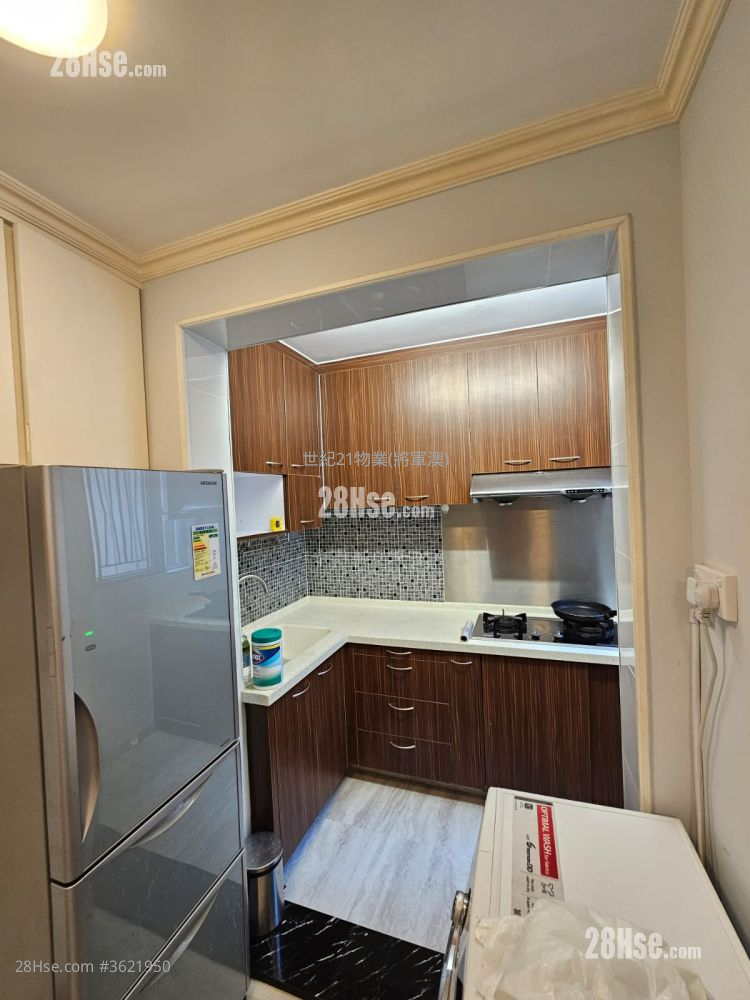 Kwong Ming Court Sell 3 Bedrooms , 1 Bathroom 646 ft² Kwong Ming Court Sell 3 Bedrooms , 1 Bathroom 646 ft²