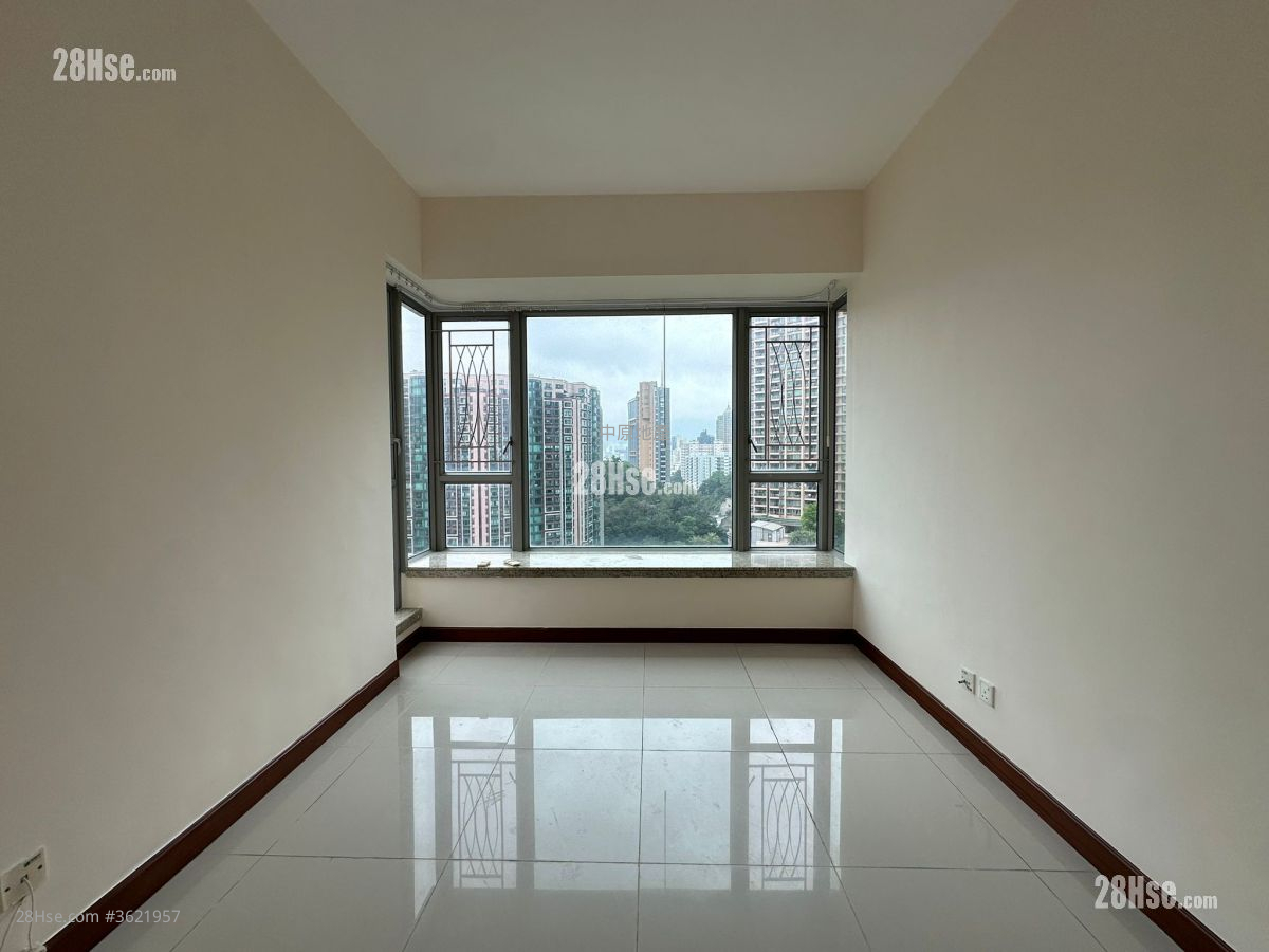 君頤峰 售盤 3 房 842 平方呎 君頤峰 售盤 3 房 842 平方呎