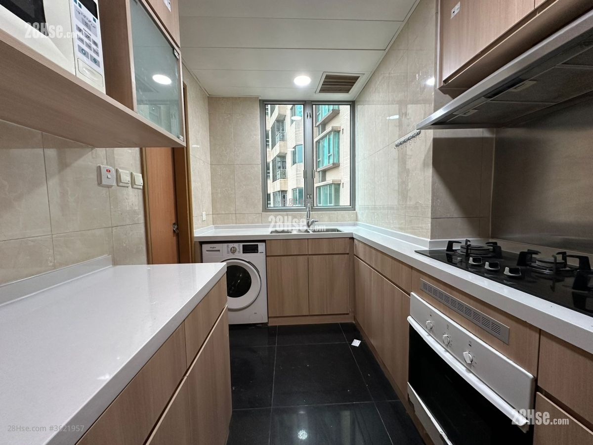 君頤峰 售盤 3 房 842 平方呎 君頤峰 售盤 3 房 842 平方呎