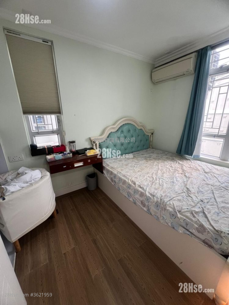 Hoi Lok Court Sell 2 Bedrooms , 1 Bathroom 391 ft² Hoi Lok Court Sell 2 Bedrooms , 1 Bathroom 391 ft²