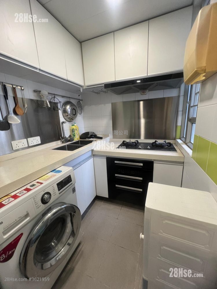 Hoi Lok Court Sell 2 Bedrooms , 1 Bathroom 391 ft² Hoi Lok Court Sell 2 Bedrooms , 1 Bathroom 391 ft²