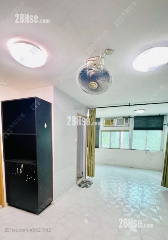 Wah Ming Est Sell 1 Bathroom 385 ft² Wah Ming Est Sell 1 Bathroom 385 ft²