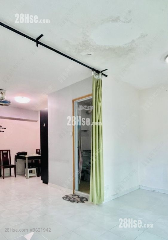 Wah Ming Est Sell 1 Bathroom 385 ft² Wah Ming Est Sell 1 Bathroom 385 ft²