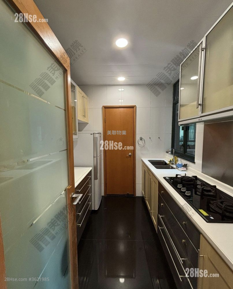 Villa Esplanada Sell 3 Bedrooms , 2 Bathrooms 778 ft² Villa Esplanada Sell 3 Bedrooms , 2 Bathrooms 778 ft²