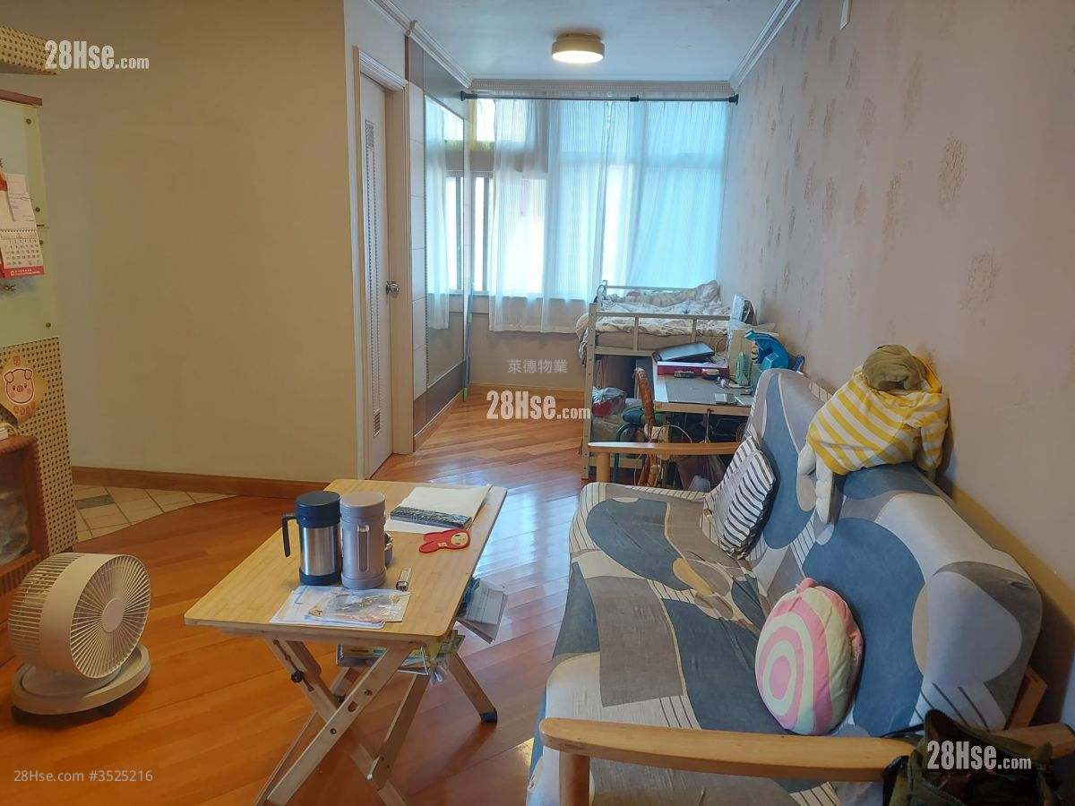 Fung Chuen Court Sell 1 Bathroom 407 ft²