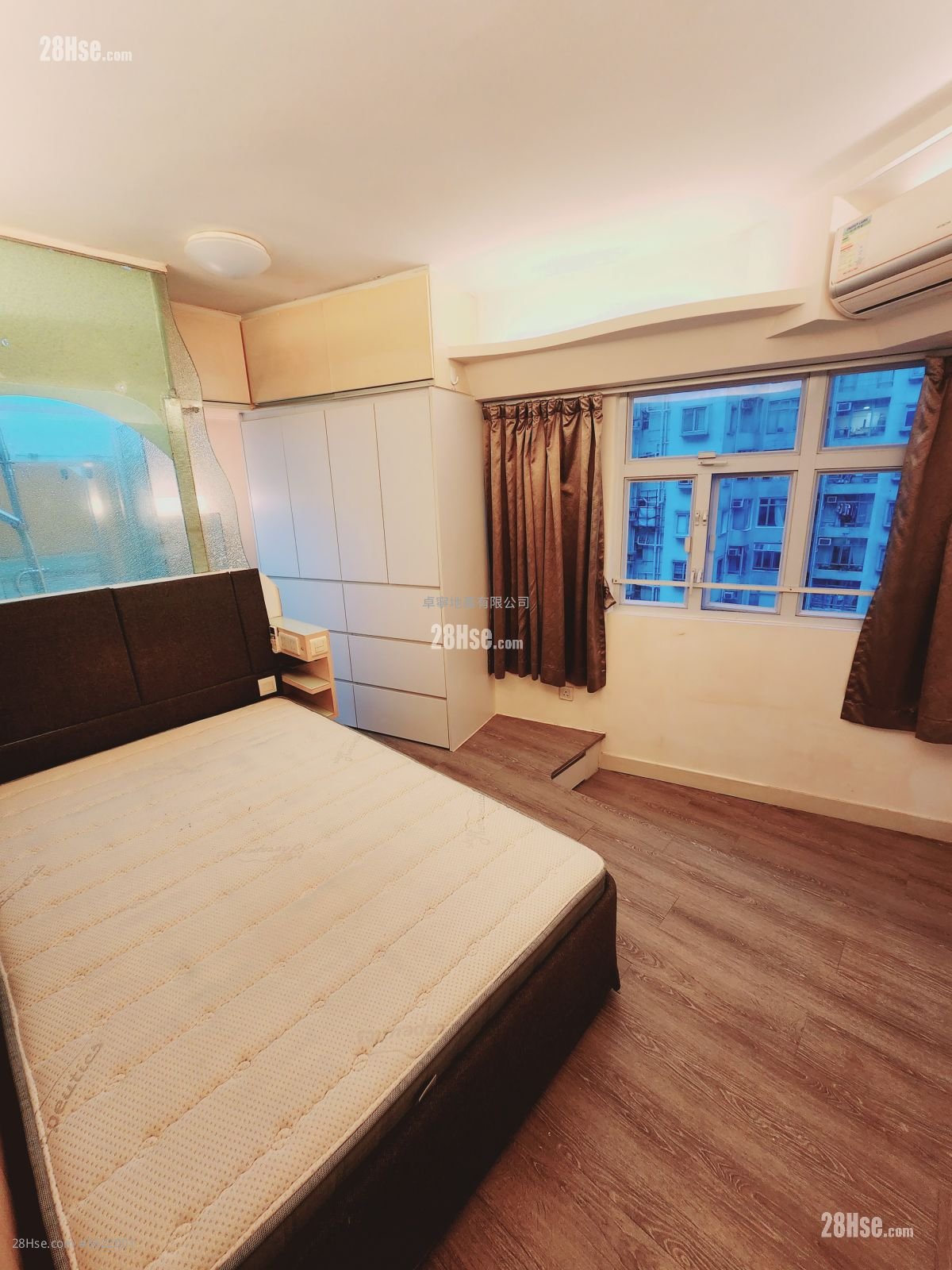 單幢樓房 租盤 140 平方呎 單幢樓房 租盤 140 平方呎