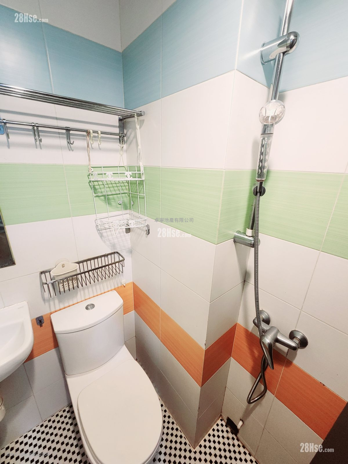 Apartment Rental 120 ft² Apartment Rental 120 ft²