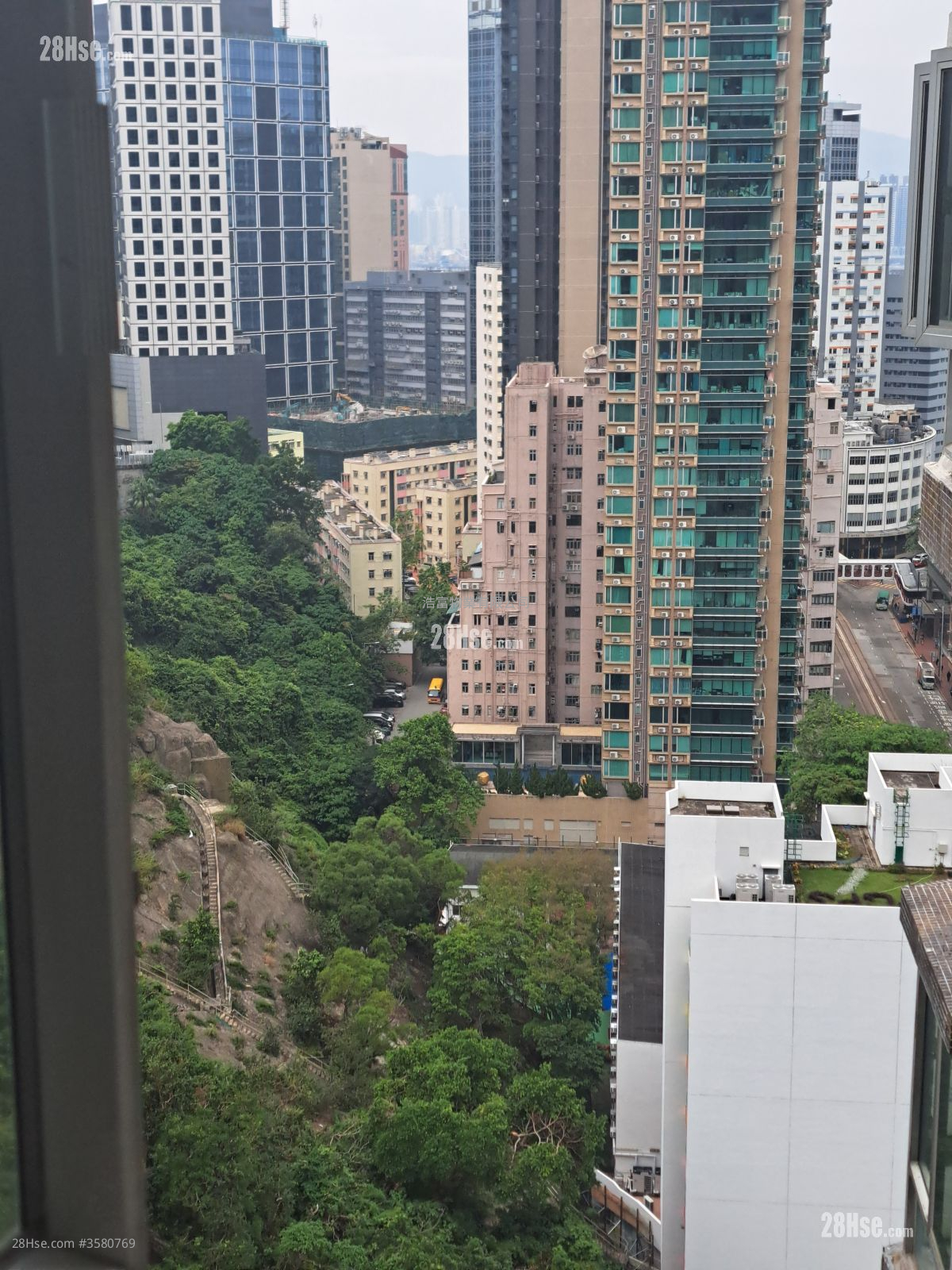 華信花園 租盤 2 房 , 1 浴室 445 平方呎