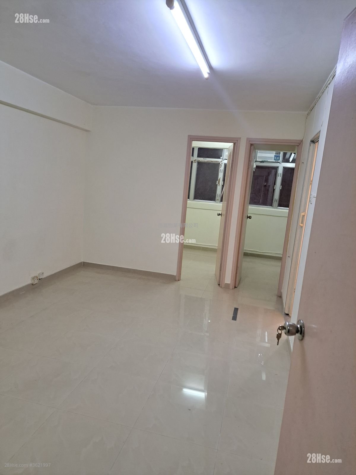 太成樓 租盤 2 房 , 1 浴室 312 平方呎 太成樓 租盤 2 房 , 1 浴室 312 平方呎