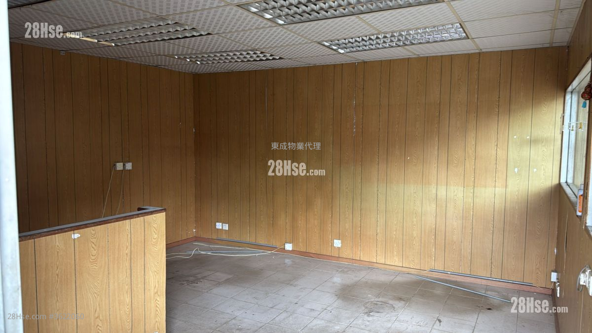 Land Rental 6,500 ft² Land Rental 6,500 ft²