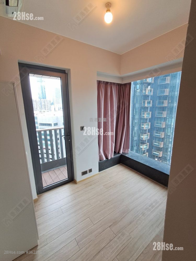 Cetus Square Mile Rental 2 Bedrooms , 1 Bathroom 417 ft² Cetus Square Mile Rental 2 Bedrooms , 1 Bathroom 417 ft²